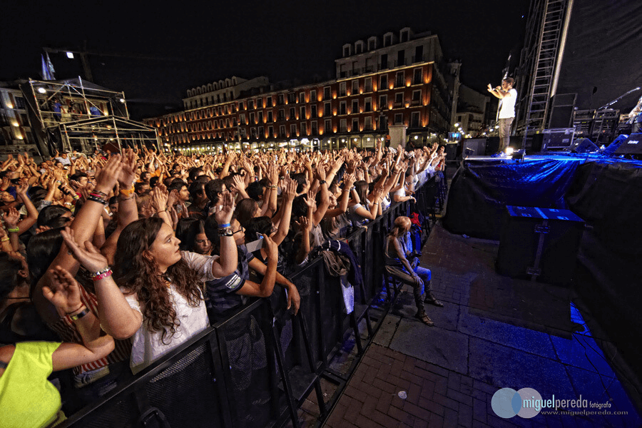 Reportaje de conciertos de la influencia de baco, los secretos y ele de Eme